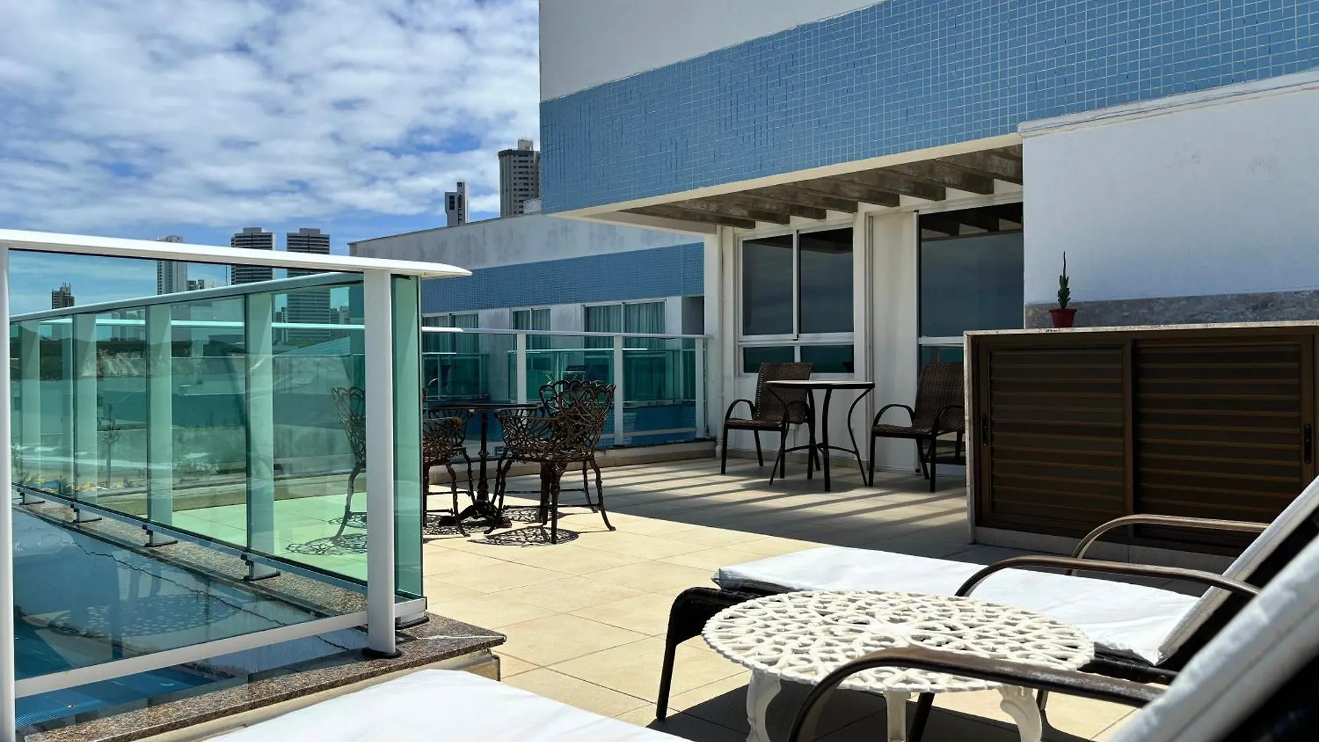 Cobertura Em Hotel De Luxo Na Beira Mar Natal